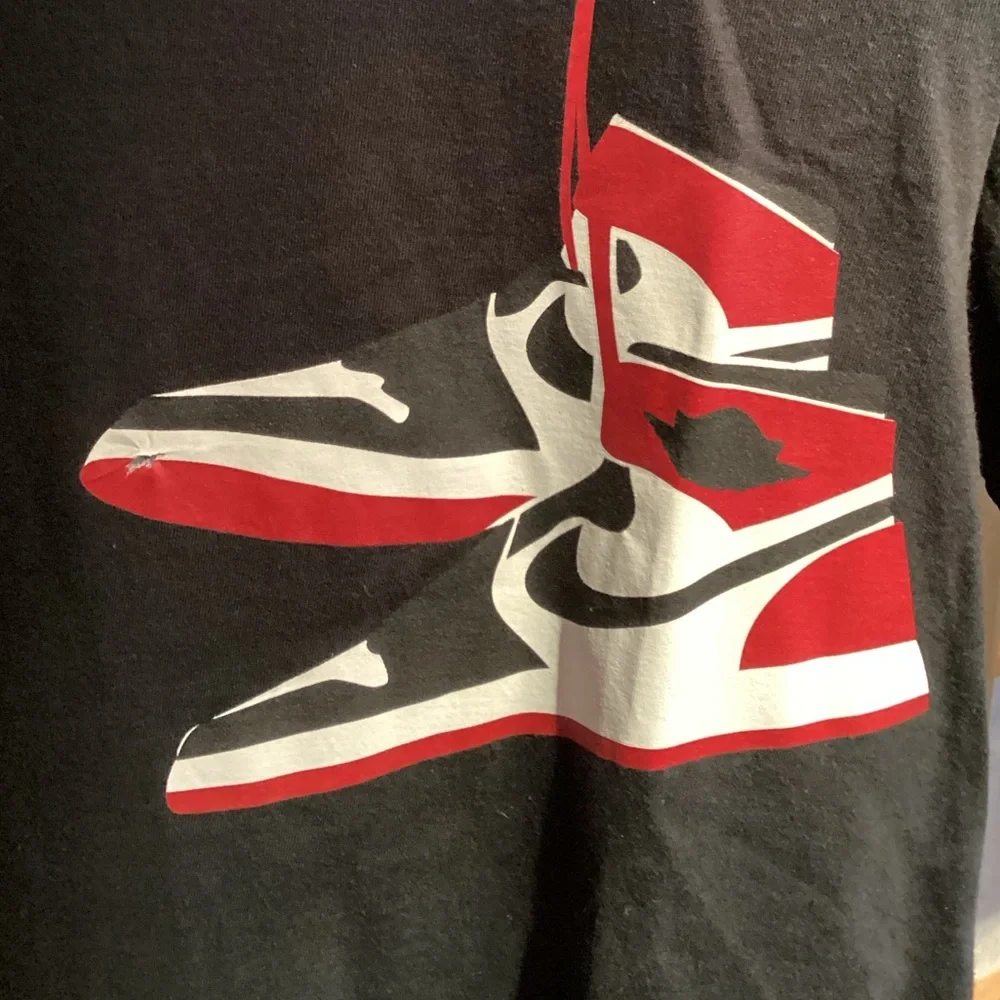 Jordan Black Toe Graphic Short Sleeve T-Shirt CZ0432-010 Men's Size Small